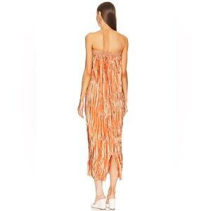 L’IDEE Romantique Dress in Flamingo